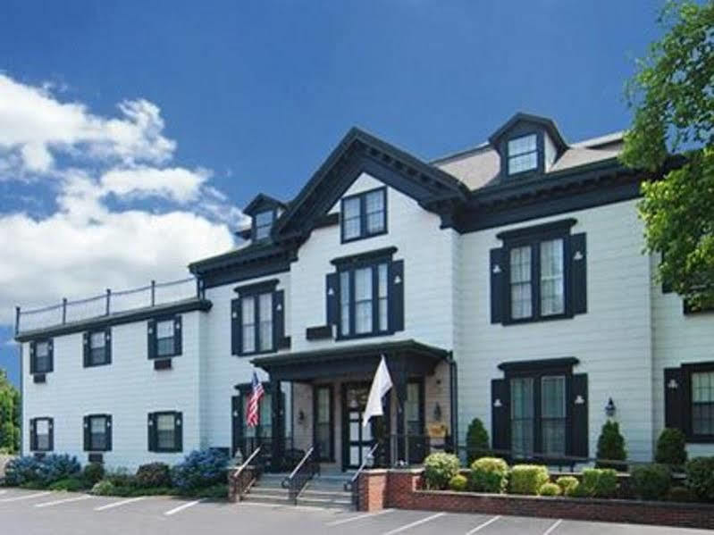 The Carriage House Inn Newport Middletown Exterior foto